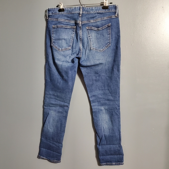 GAP Girlfriend Women's Cropped Blue Jeans Size 6 - Picture 4 of 9
